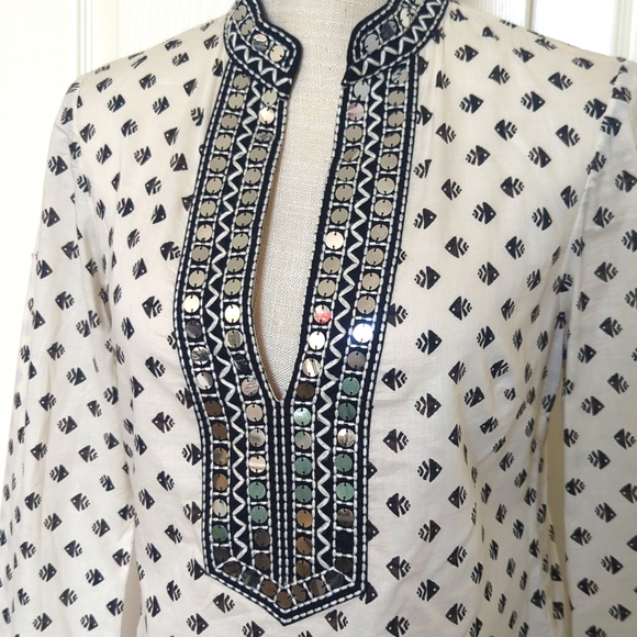 Tory Burch Ivory & Black Fish Print Tunic Top w/ Mirror Sequins - Picture 11 of 12